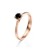 Pierścionek z czarnym diamentem różowe złoto AJPZ_111 Pierścionek z czarnym diamentem różowe złoto AJPZ_111